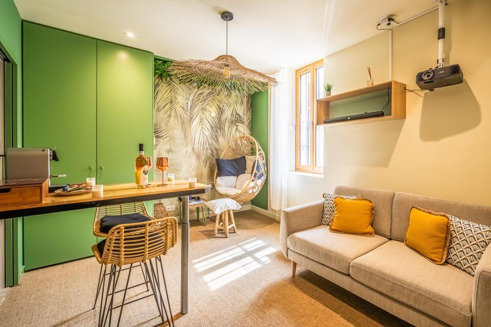 Destination Bali ~ Balneo ~ Realite Virtuelle Appartement Narbonne
